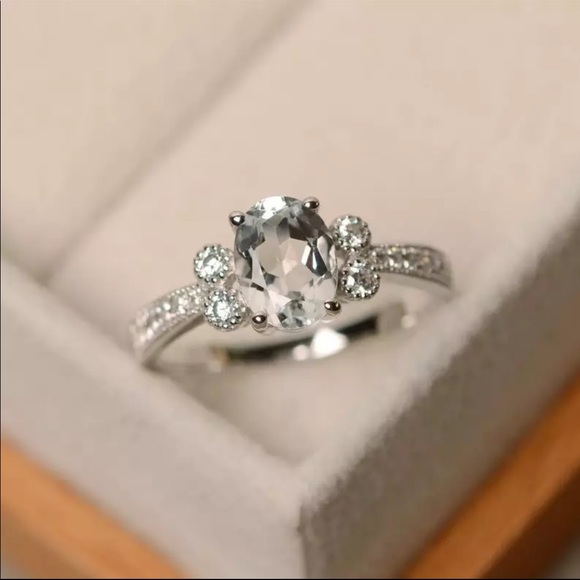 New Women’s 925 Silver Diamond Ring - Picture 3 of 6